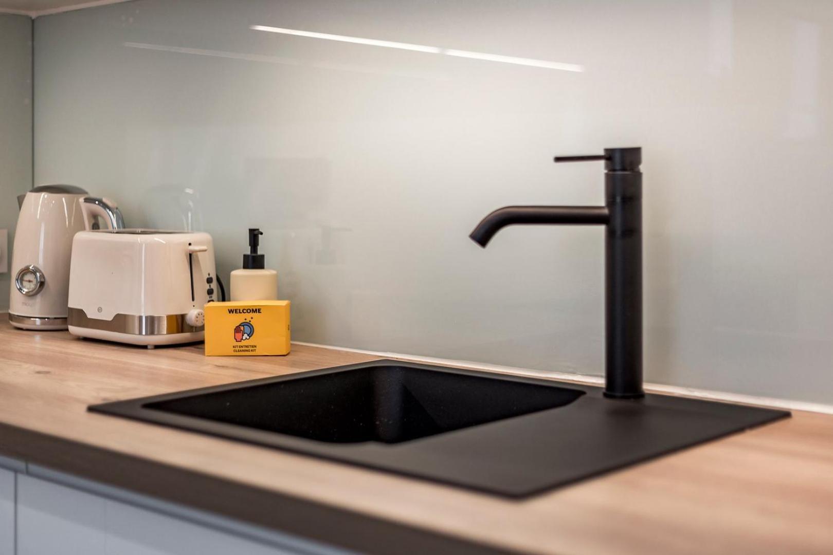 La Palmeraie Ail Villeurbanne Extérieur photo